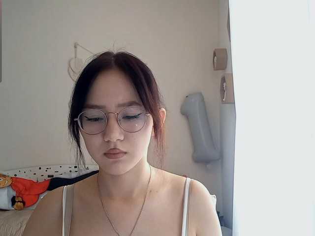 MyrleHenggeler live webcam show