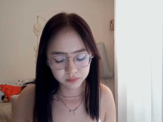 MyrleHenggeler live cam on BongaCams