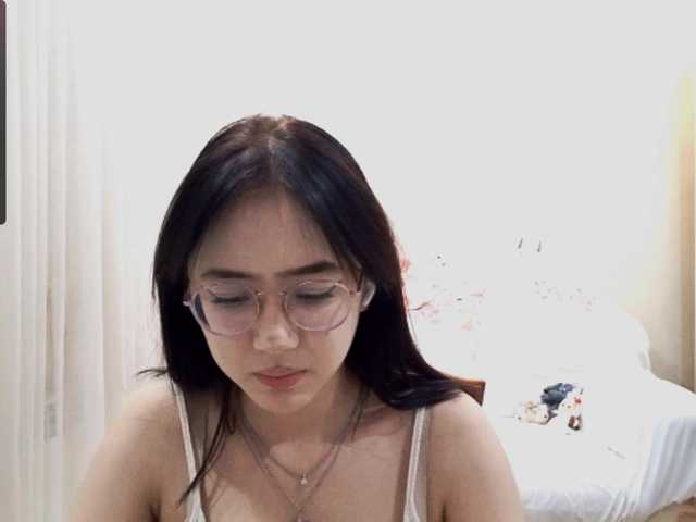 MyrleHenggeler live cam on BongaCams