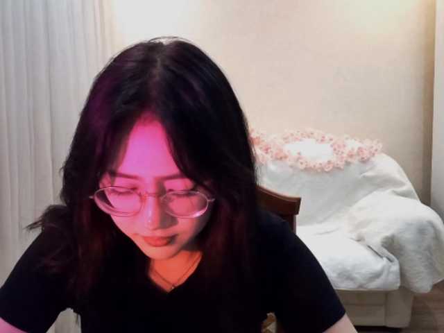 MyrleHenggeler live cam on BongaCams
