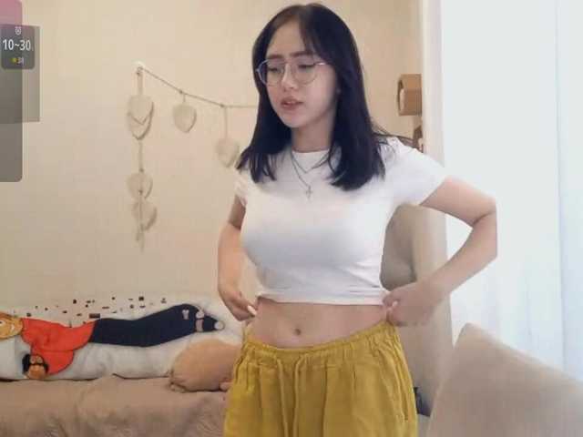 MyrleHenggeler live cam on BongaCams