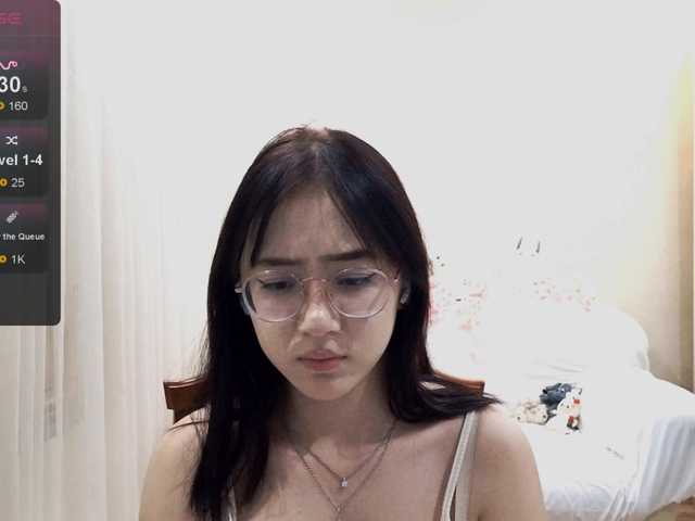 MyrleHenggeler live cam on BongaCams