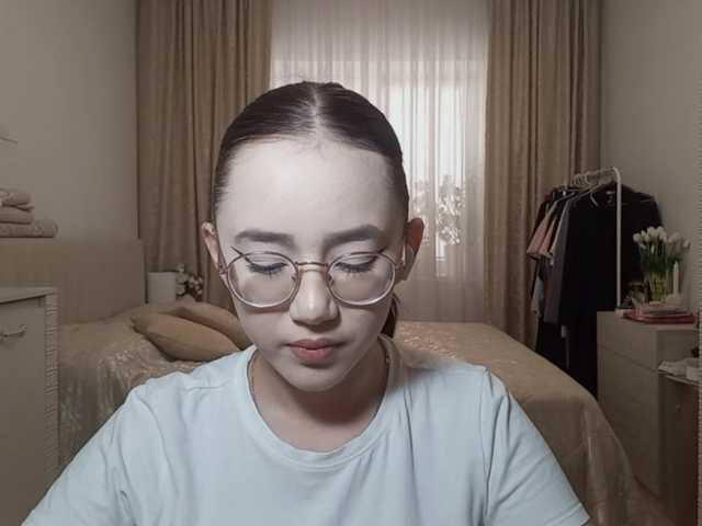 MyrleHenggeler live cam on BongaCams