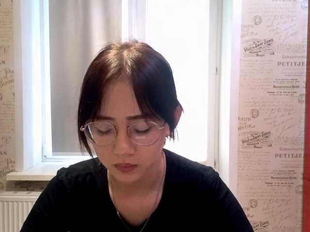 MyrleHenggeler live cam on BongaCams