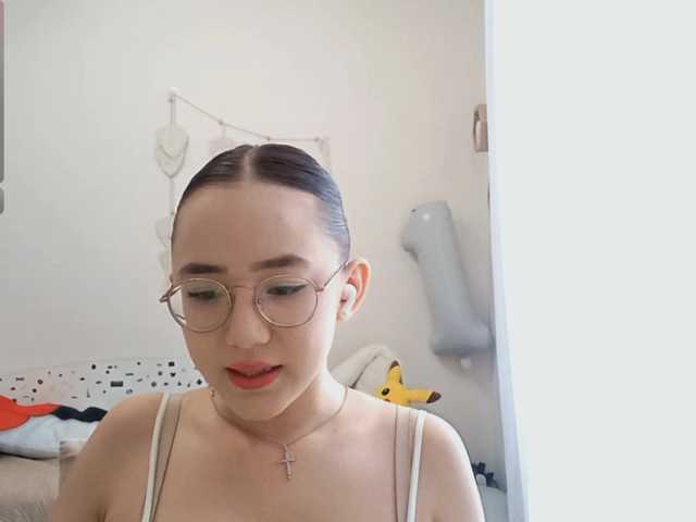 MyrleHenggeler live cam on BongaCams