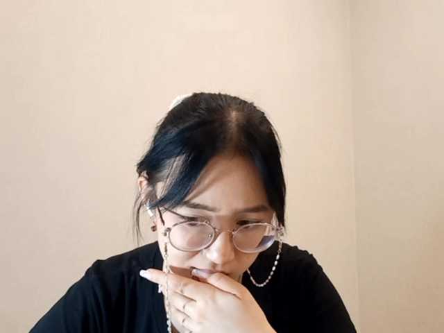 MyrleHenggeler's BongaCams show and profile