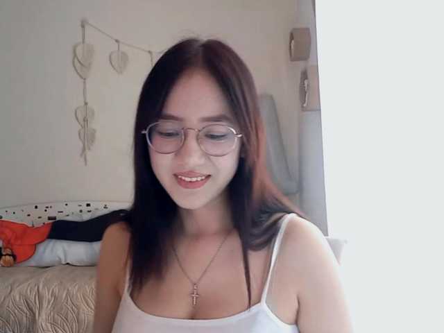 MyrleHenggeler live cam on BongaCams
