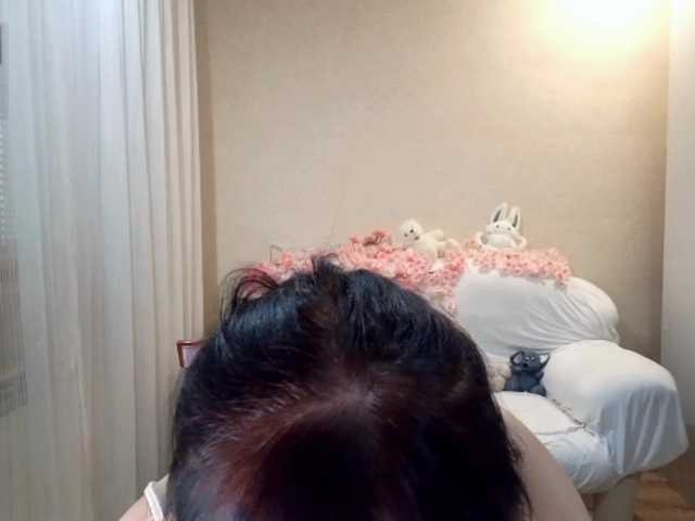 MyrleHenggeler live cam on BongaCams
