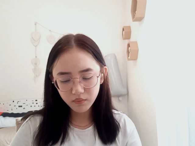 MyrleHenggeler live cam on BongaCams