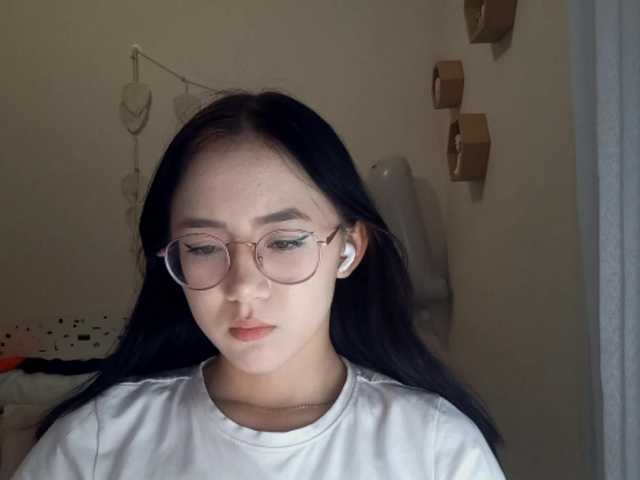 MyrleHenggeler live cam on BongaCams