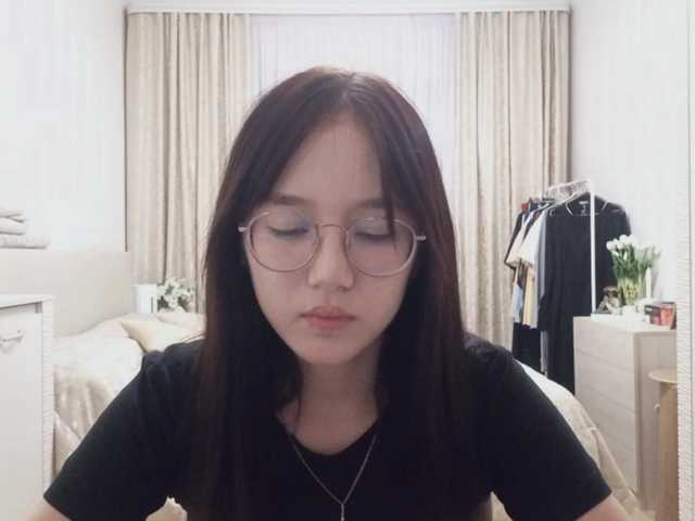 MyrleHenggeler live cam on BongaCams