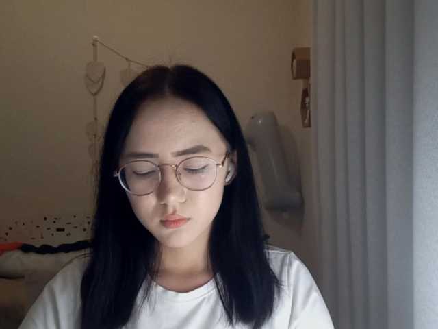 MyrleHenggeler live cam on BongaCams
