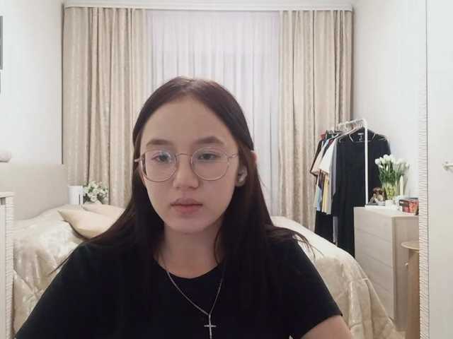 MyrleHenggeler live cam on BongaCams