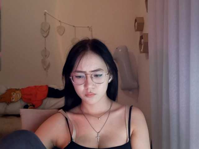 MyrleHenggeler live cam on BongaCams