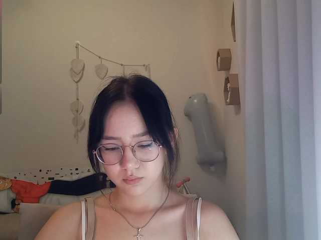 MyrleHenggeler live webcam show