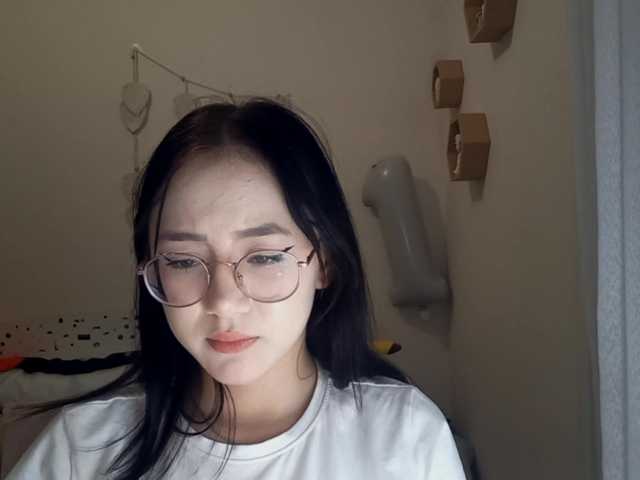 MyrleHenggeler live cam on BongaCams