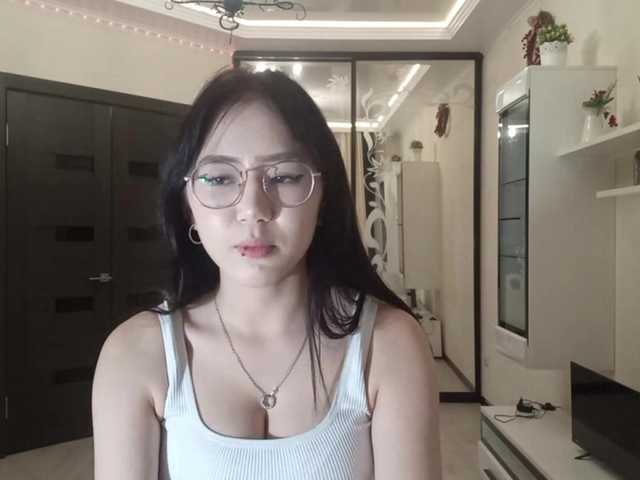 MyrleHenggeler live cam on BongaCams