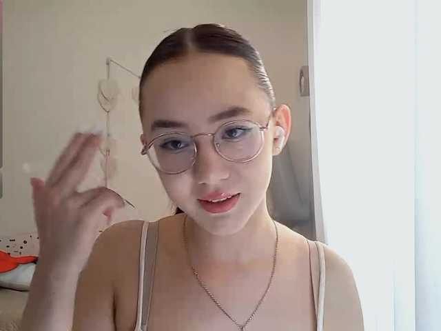 MyrleHenggeler live cam on BongaCams