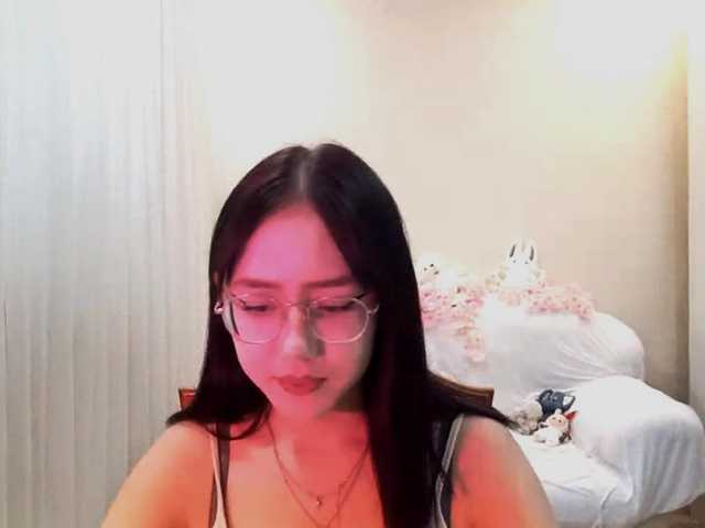 MyrleHenggeler live cam on BongaCams