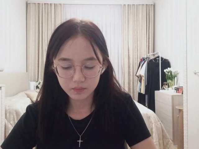 MyrleHenggeler live cam on BongaCams