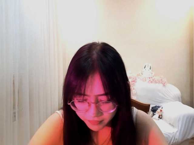 MyrleHenggeler live cam on BongaCams