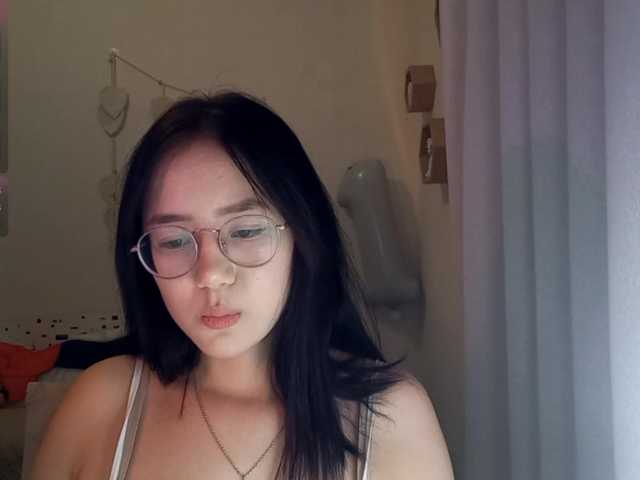 MyrleHenggeler live cam on BongaCams