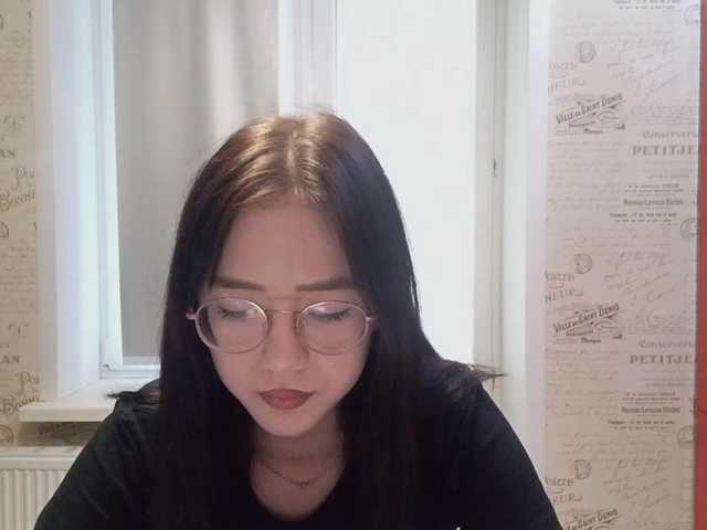 MyrleHenggeler live cam on BongaCams