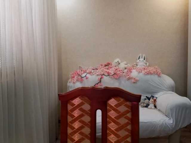 MyrleHenggeler live cam on BongaCams