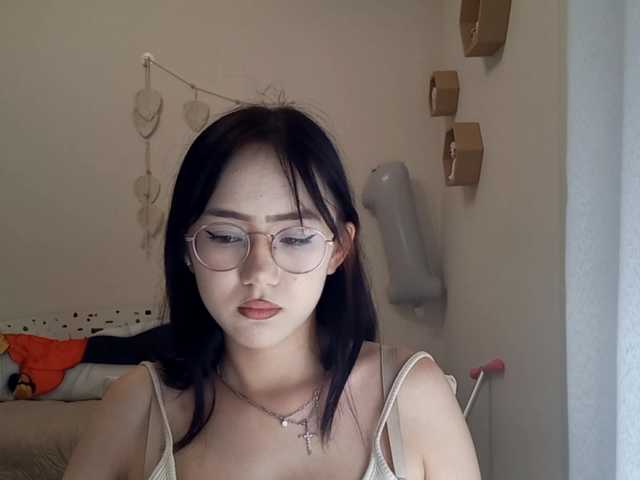 MyrleHenggeler live cam on BongaCams
