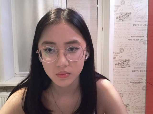 MyrleHenggeler live cam on BongaCams