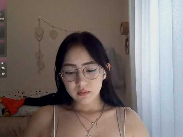 MyrleHenggeler live cam on BongaCams