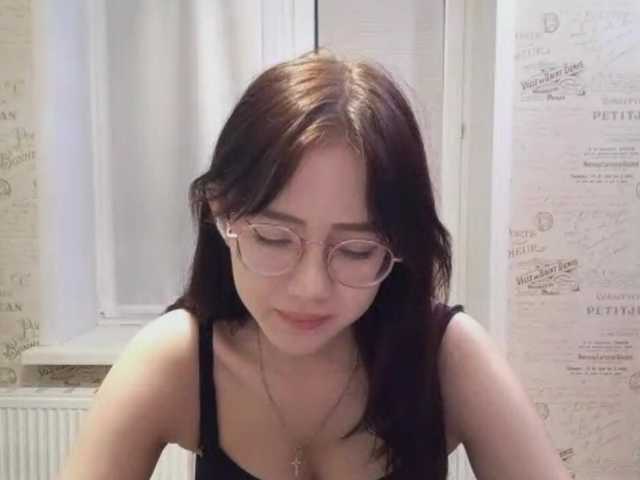 MyrleHenggeler live cam on BongaCams