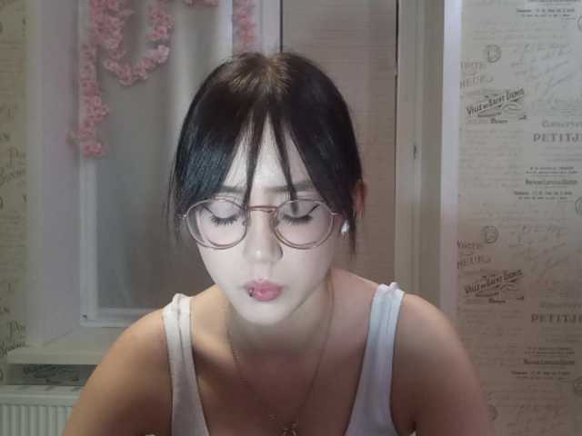 MyrleHenggeler live cam on BongaCams