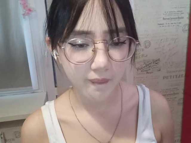 MyrleHenggeler live cam on BongaCams