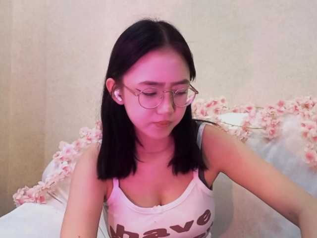 MyrleHenggeler live cam on BongaCams