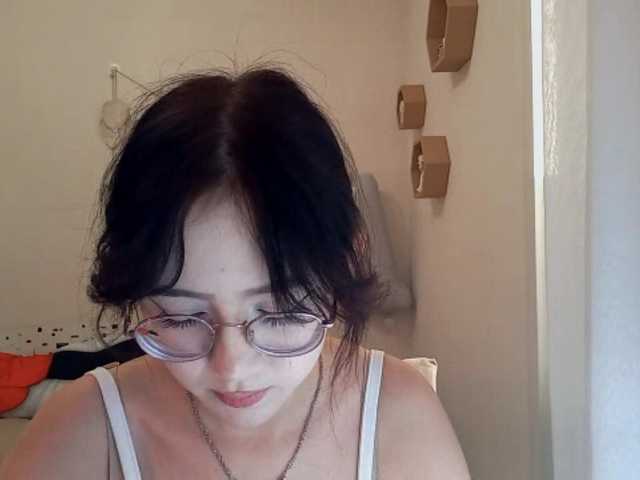 MyrleHenggeler live cam on BongaCams