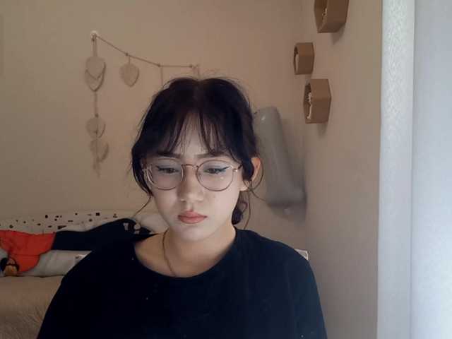 MyrleHenggeler live cam on BongaCams