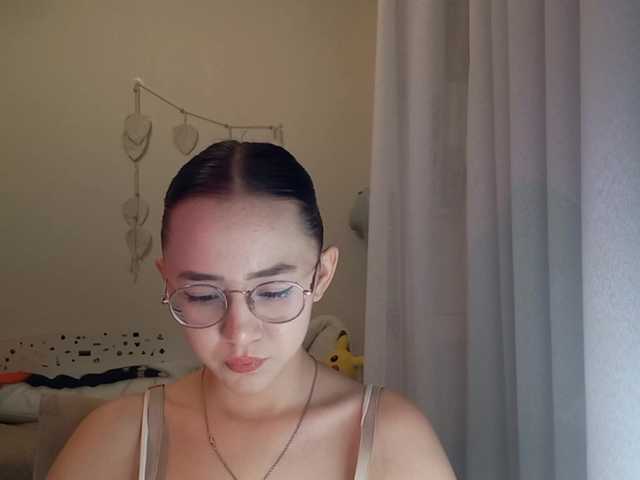 MyrleHenggeler live cam on BongaCams