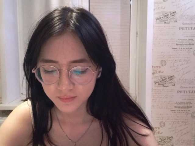 MyrleHenggeler live cam on BongaCams