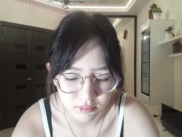MyrleHenggeler live cam on BongaCams