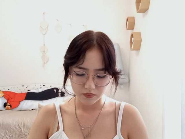 MyrleHenggeler live cam on BongaCams