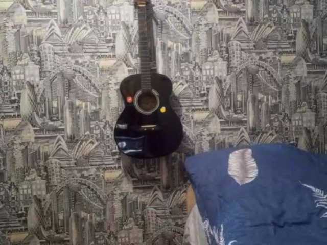 MyrleHenggeler live cam on BongaCams