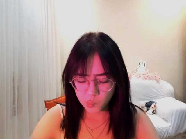 MyrleHenggeler live cam on BongaCams