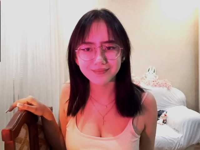 MyrleHenggeler live cam on BongaCams