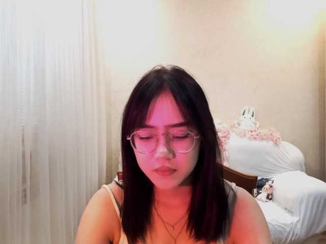 MyrleHenggeler live cam on BongaCams
