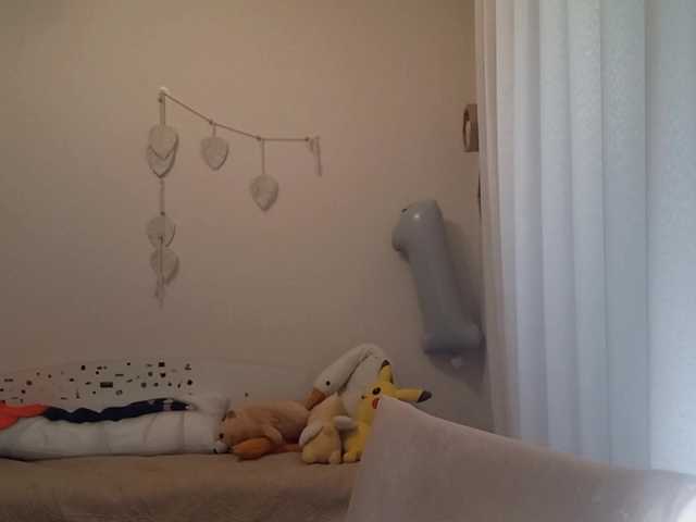 MyrleHenggeler live webcam show