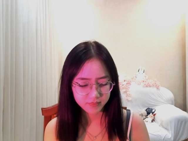 MyrleHenggeler live cam on BongaCams
