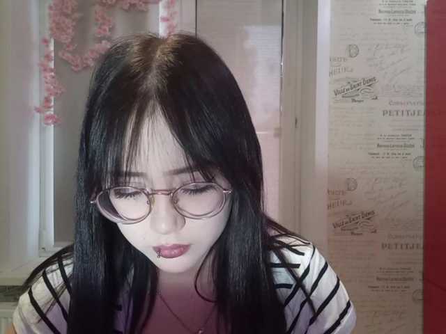 MyrleHenggeler live cam on BongaCams
