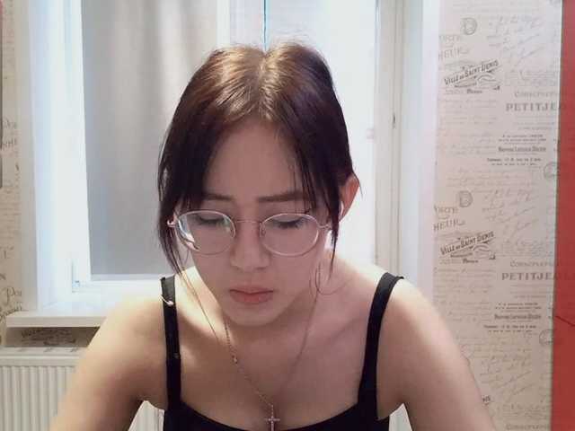 MyrleHenggeler live cam on BongaCams