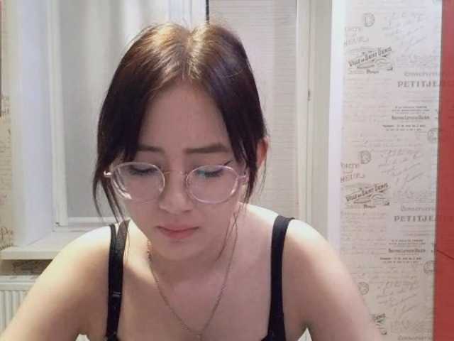 MyrleHenggeler live cam on BongaCams